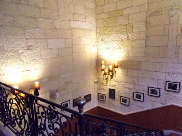 Hotel Saint Trophime ארל מראה חיצוני תמונה